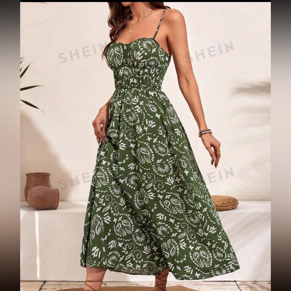 SHEIN VCAY Women's Plant Print Shirred Spaghetti Strap Dress